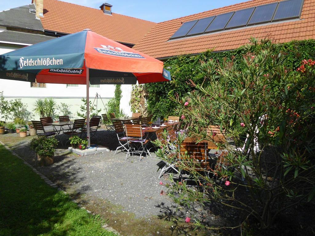 Pension Zum Hirsch Göda Стая снимка